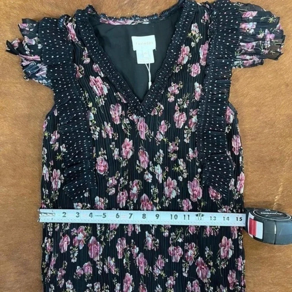 Foxiedox Black Floral Plissé Maxi Dress NWT, Ruffle Lace Trim V-Neck, Size XS - Picture 5 of 6